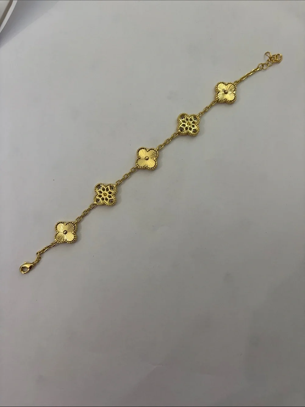 N/A elegant gold